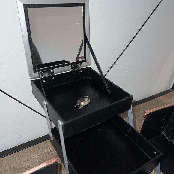 🚫Sold🚫Impressions Makeup Case Rose Gold - Picture 6 of 8